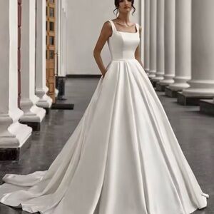 Elegant Minimalist Wedding dress